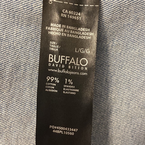 *SOLD* Denim Jacket - Picture 3 of 4